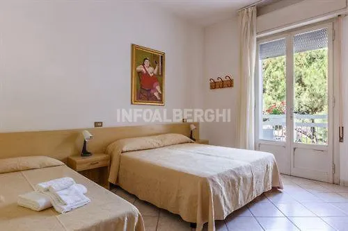 Hotel Esperia Boutique Family 3*