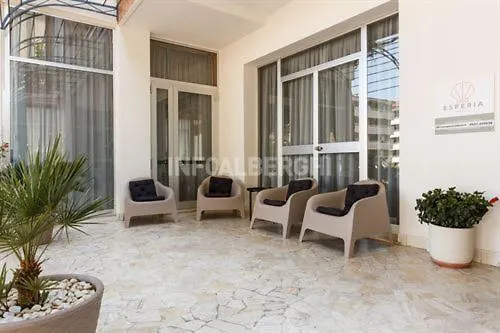 Esperia Boutique Family