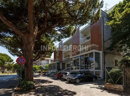 Esperia Boutique Family Otel 3*