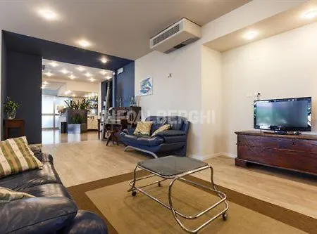 Esperia Boutique Family 3*