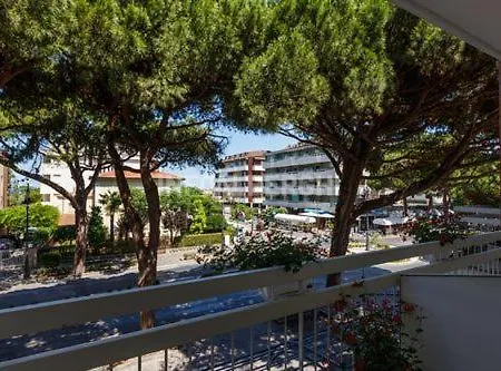 Esperia Boutique Family ホテル チェゼナーティコ