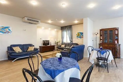 Esperia Boutique Family צ'סנטיקו